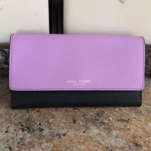 NWOT Henri Bendel W 57th TriFold Wallet